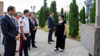 Юбилейные мероприятия, посвященные 10–летию Следственного комитета РА, продолжаются: Председатель Следственного комитета и весь руководящий состав находятся в Гегаркуникском марзе (Фото)